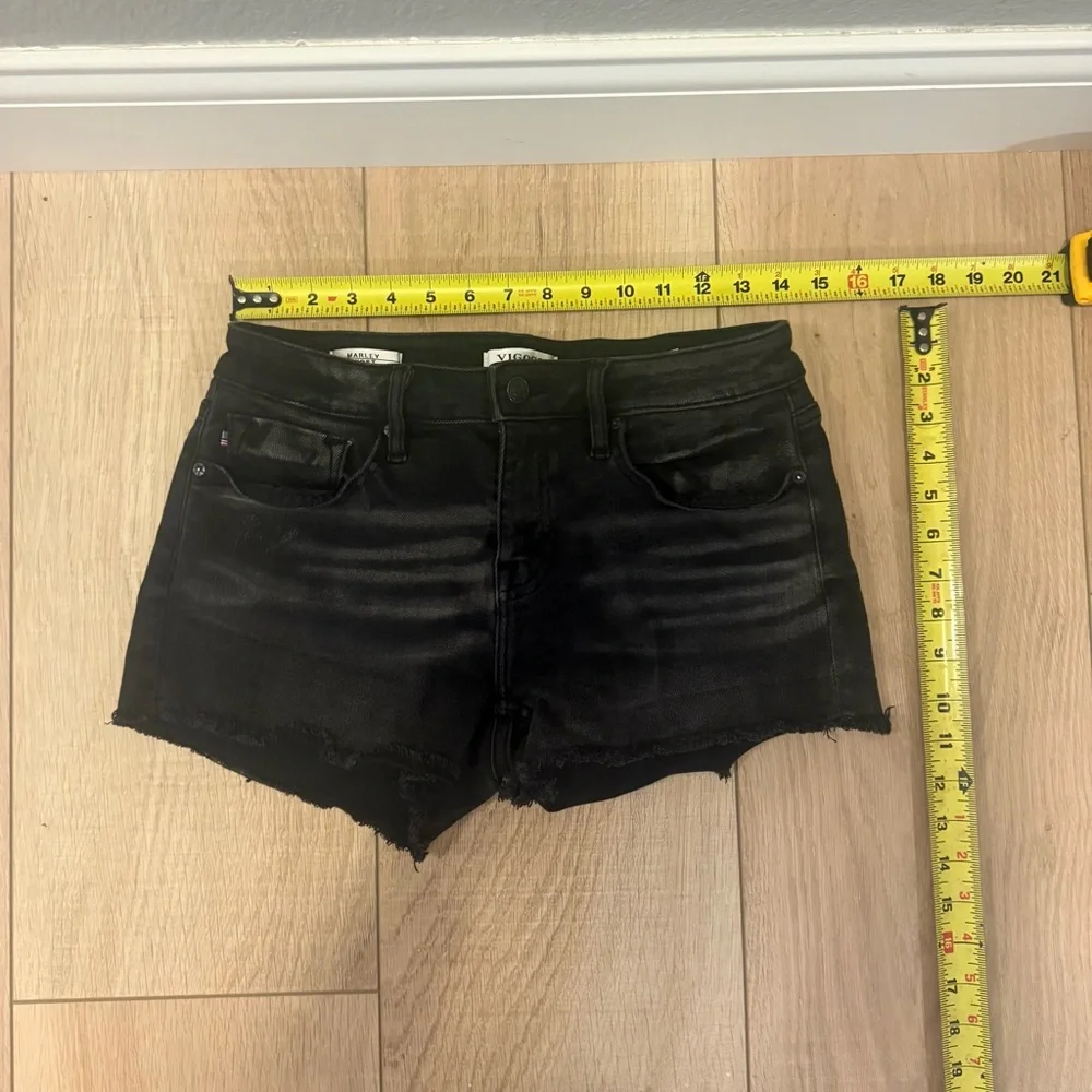 🖤🧡🔥Vigoss Marley Black Denim Shorts Size 27 | Distressed Cutoff Raw Hem